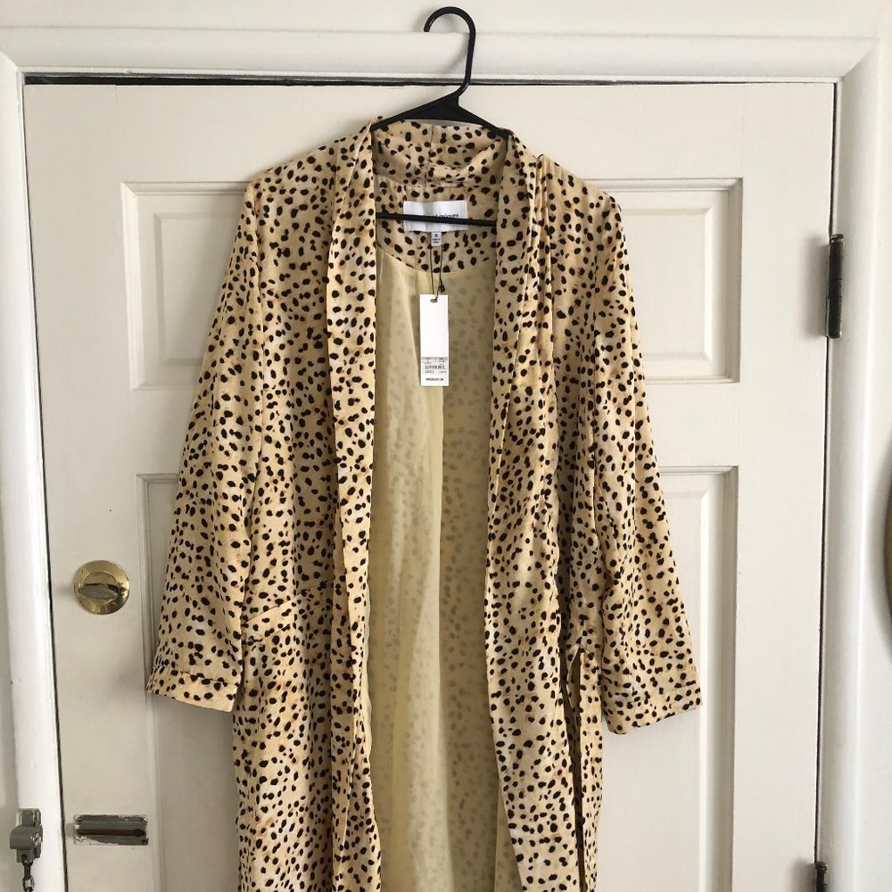 Cupcakes & Cashmere Leopard Duster